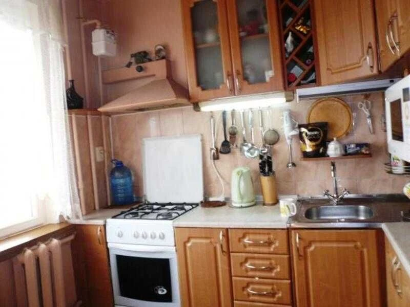 На Салтовке 6/9 продам 1к.кв.