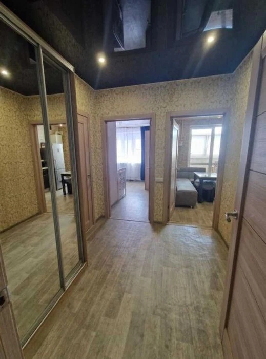 Продам 2 кімнатну квартиру в Новобаварському районі з ремонт
