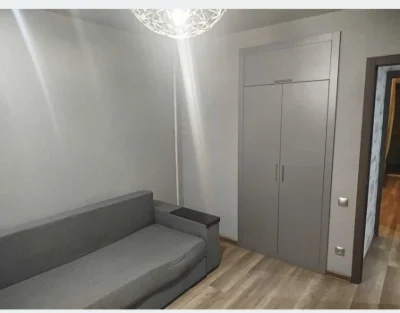 Продаж 4-кімнатної квартири, Салтівка, м. Студентська, м Ака