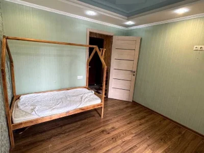 Квартира. Київ, Ореста Левицького вул. (Академіка Курчатова)