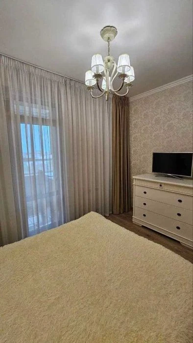 Продам 3 комн. квартиру ЖК Созидатель 2013 год с ремонтом и