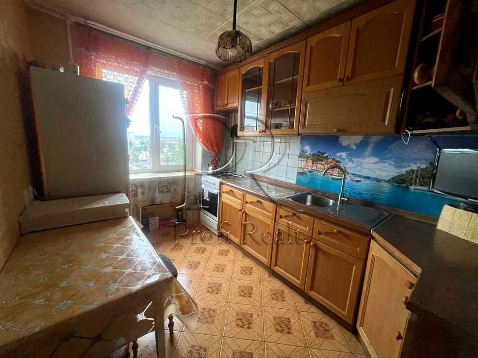 Квартира. Київ, Юрія Литвинського вул. (Російська)