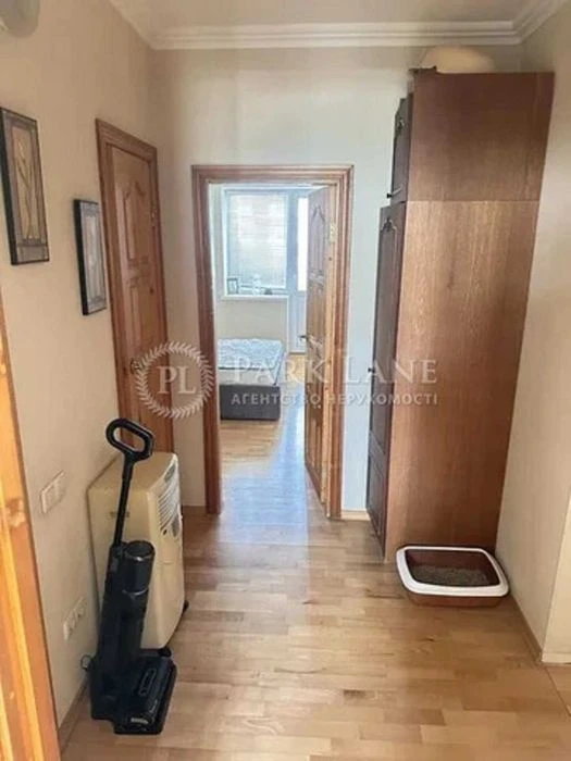 3к Драгоманова 25 Газ поруч метро Позняки Осокорки