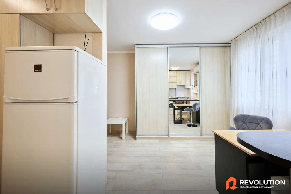 Без комісії. Продаж 1к квартири 21.4м2, вул.Сім'ї Ідзиковськ