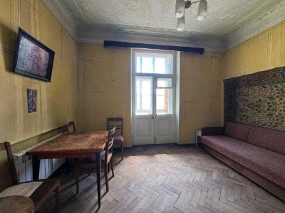 Продаж 3 кімн квартири вул Пилипа Орлика 10, Печерський Уряд