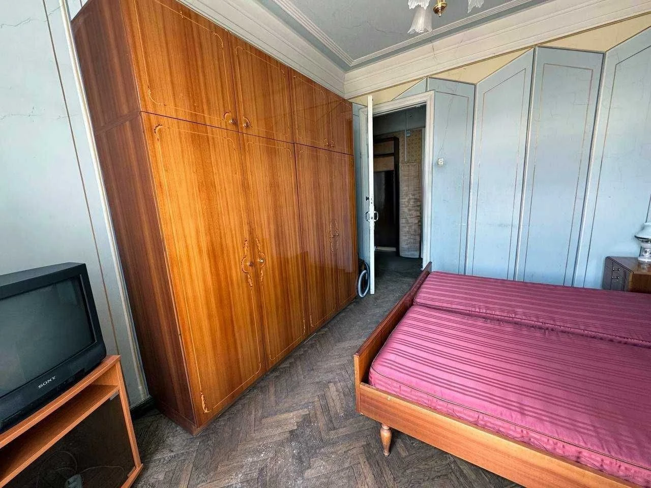 Продаж 3 кімн квартири вул Пилипа Орлика 10, Печерський Уряд