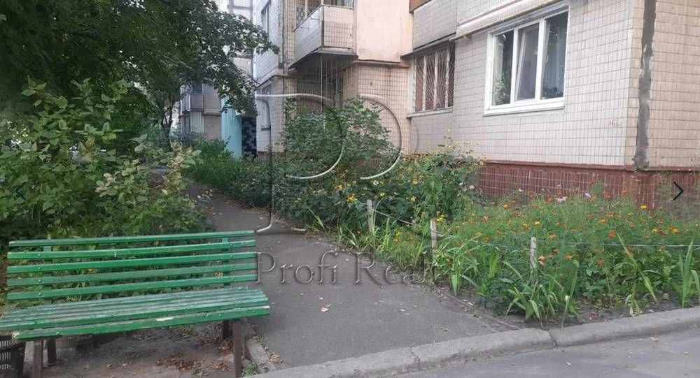 Продаж 1 кімнатна квартира Райдужна 7/Воскресенка/Райдужний/
