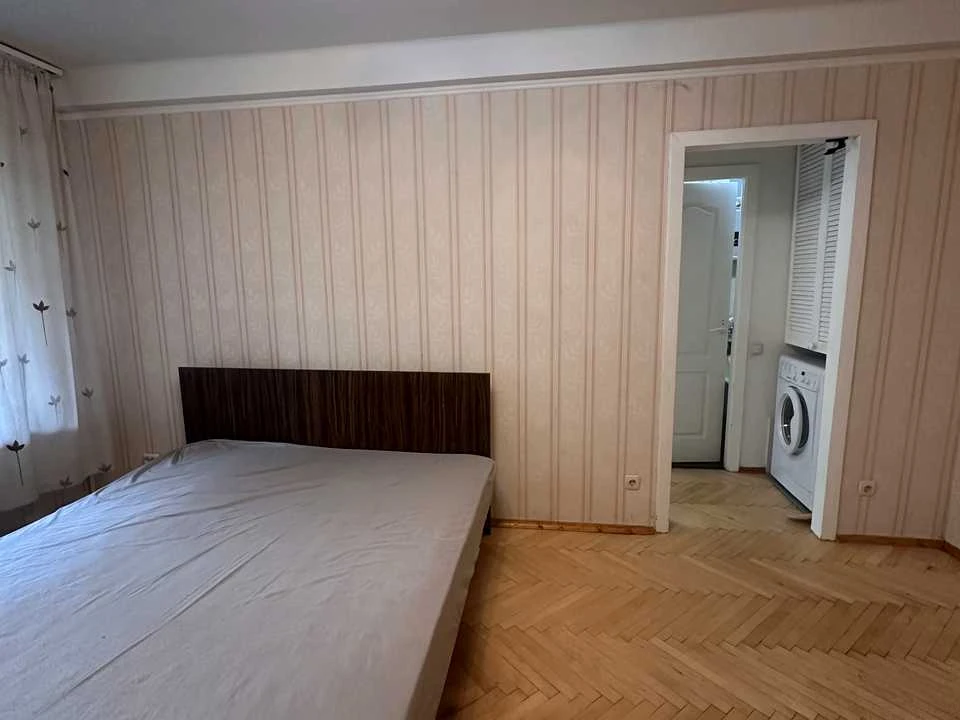 Квартира. Київ, Академіка Шалімова вул. (Героїв Севастополя)
