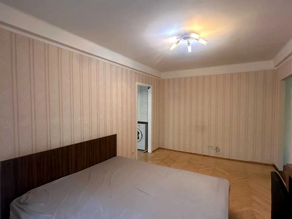 Квартира. Київ, Академіка Шалімова вул. (Героїв Севастополя)