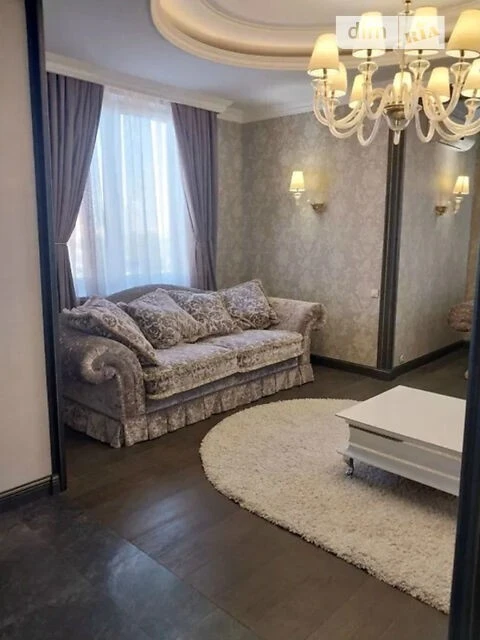 Sale of 3-room apartment 100 sq. m on Dmytrivska Street 82 • ID 346