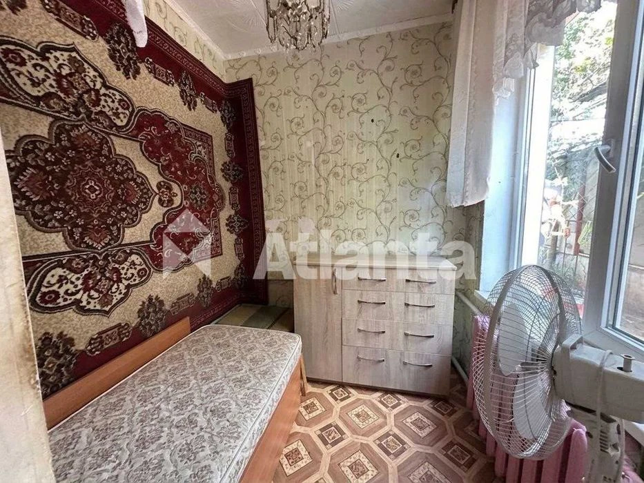 Дом для 2 семей! 2 автономных этажа + гараж, район ул. Малин