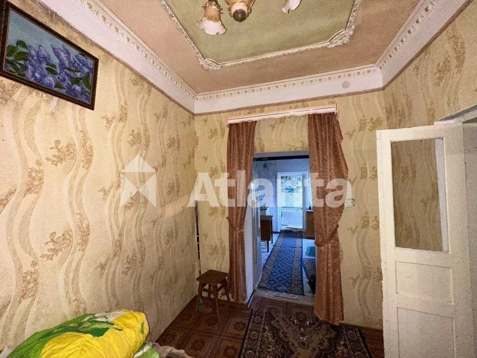 Дом для 2 семей! 2 автономных этажа + гараж, район ул. Малин