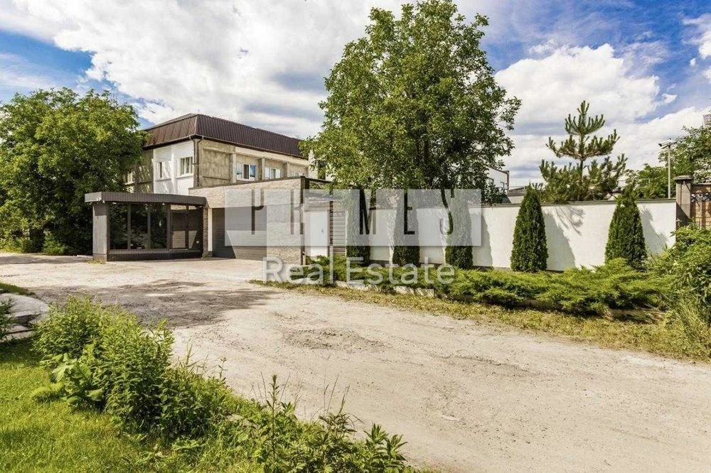 Продаж 5к нового будинку з басейном, Подільський район, метр