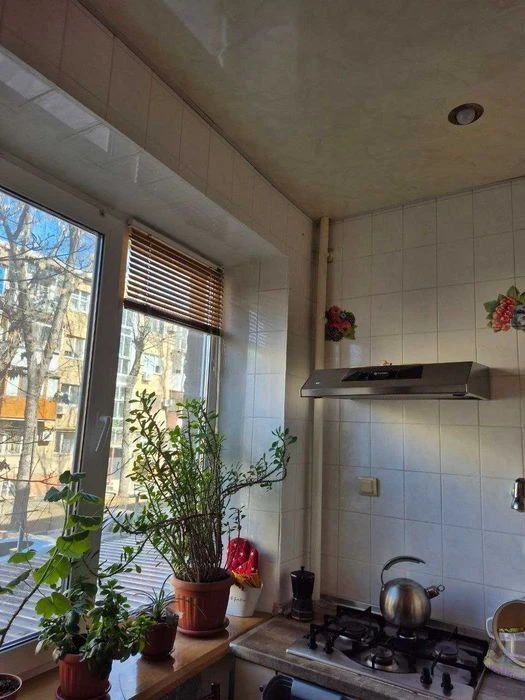 Продается 2-х комн. полнометражная квартира возле парка Дроб