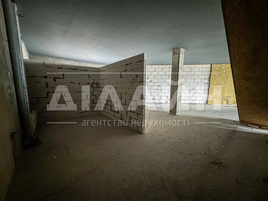 The lowest price for 200 m2 with a panoramic view