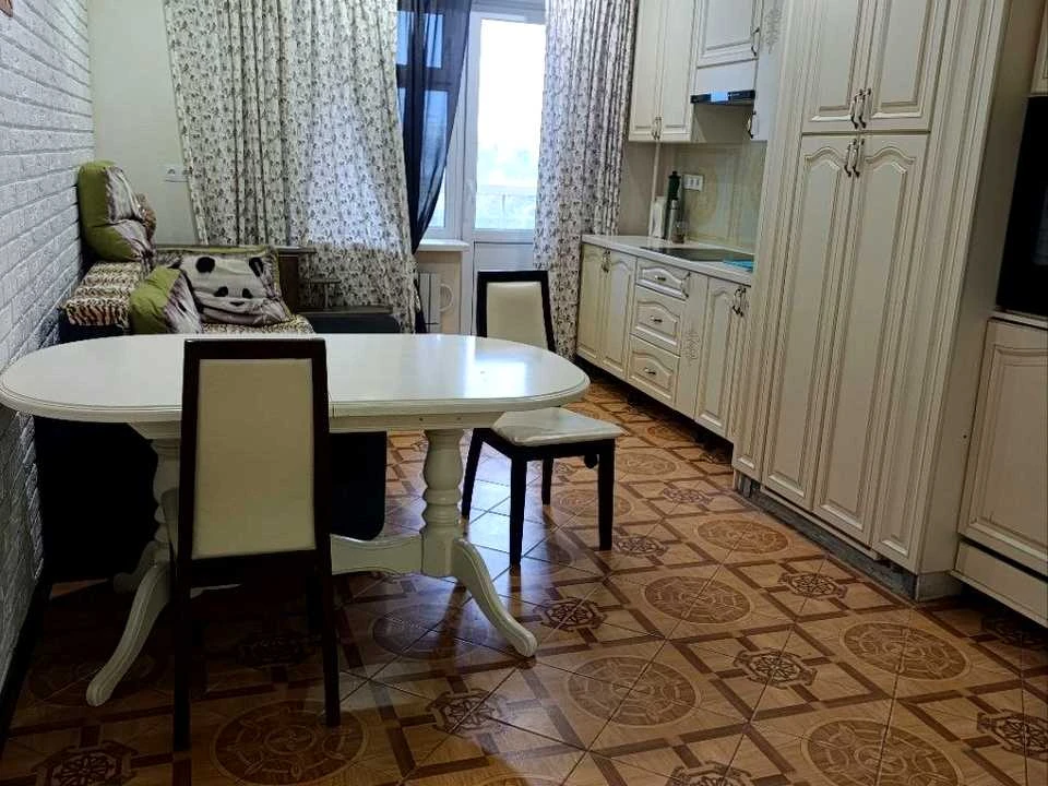 Квартира. Харків, Лопанська вул.