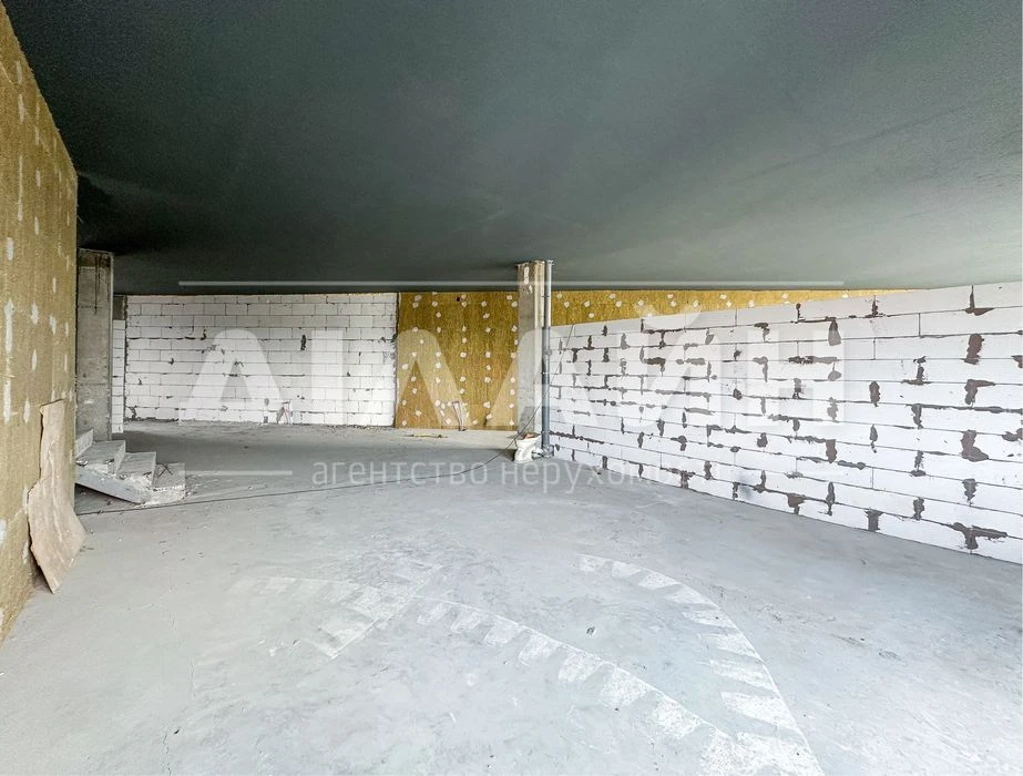 The lowest price for 200 m2 with a panoramic view