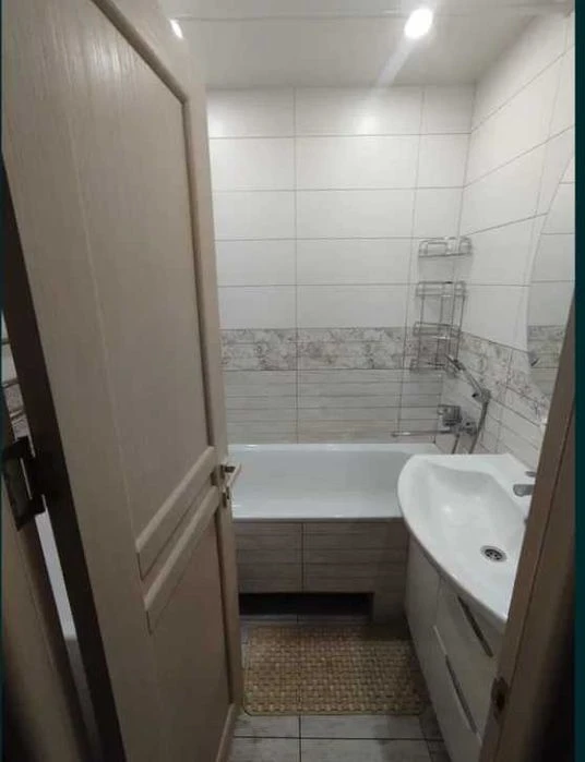 Продаж 3х 65 кв.м, Правий берег.