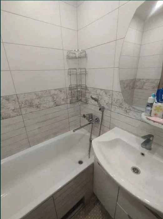 Продаж 3х 65 кв.м, Правий берег.