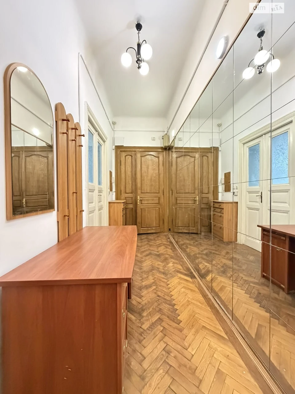 Продаж Квартира Центр