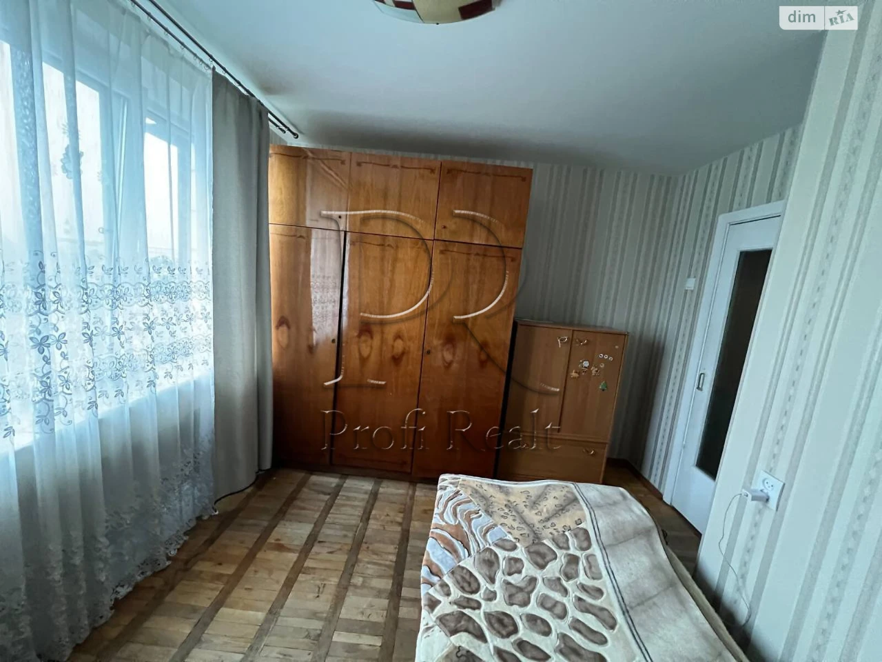 Продаж Квартира Дарницький