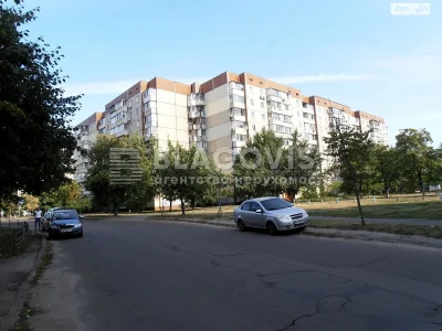 Продаж Квартира Троєщина