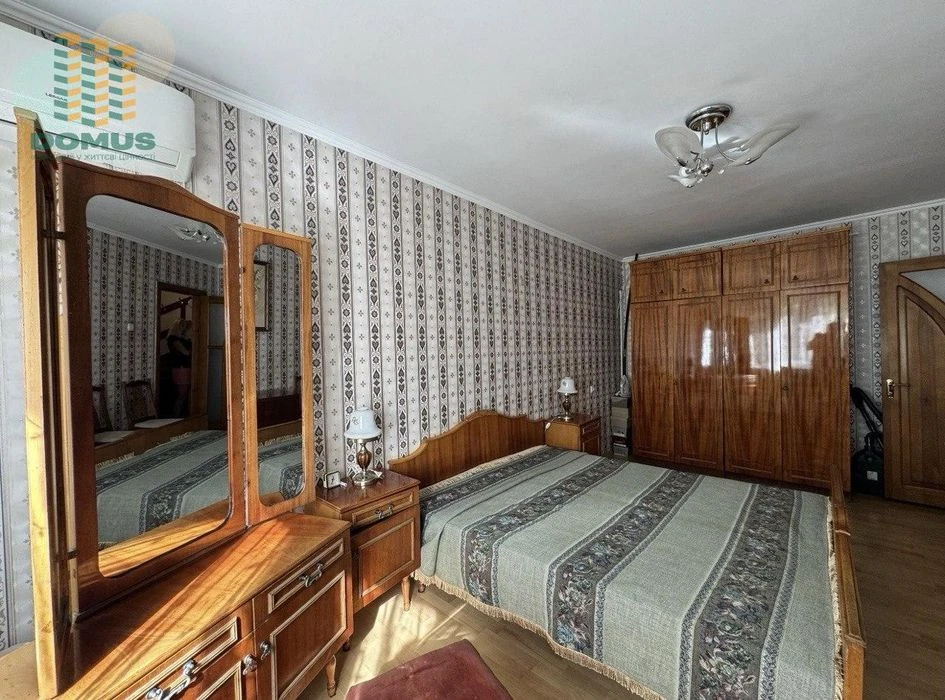 Продам 3 комн Таирова. просп. Небесной Сотни. Лучшая цена! М