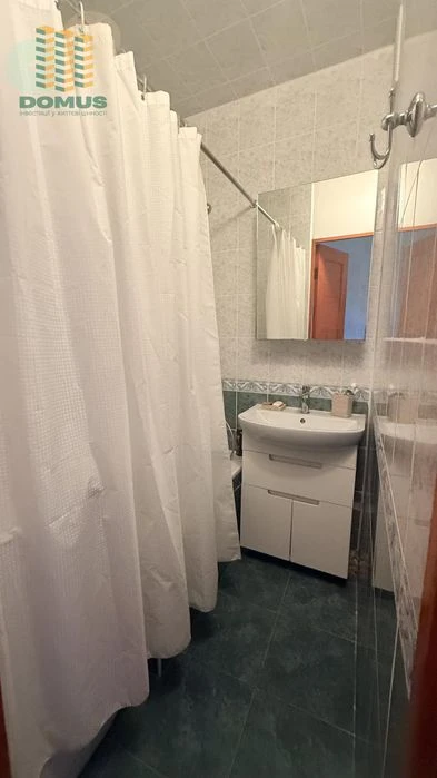 Продам 3 комн Таирова. просп. Небесной Сотни. Лучшая цена! М
