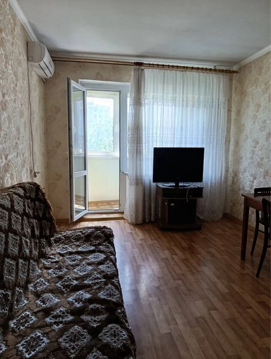 В продаже двузкомнатная кваитира на Ак.Королева/Ак.Вильямса