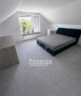 4-кімнатна квартира 100 м² біля Золотого Берега, ремонт