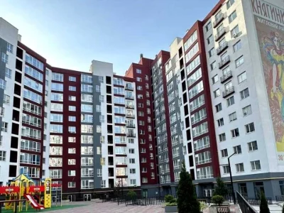 Квартира. Івано-Франківськ, Княгинин вул., (Будинок 9)