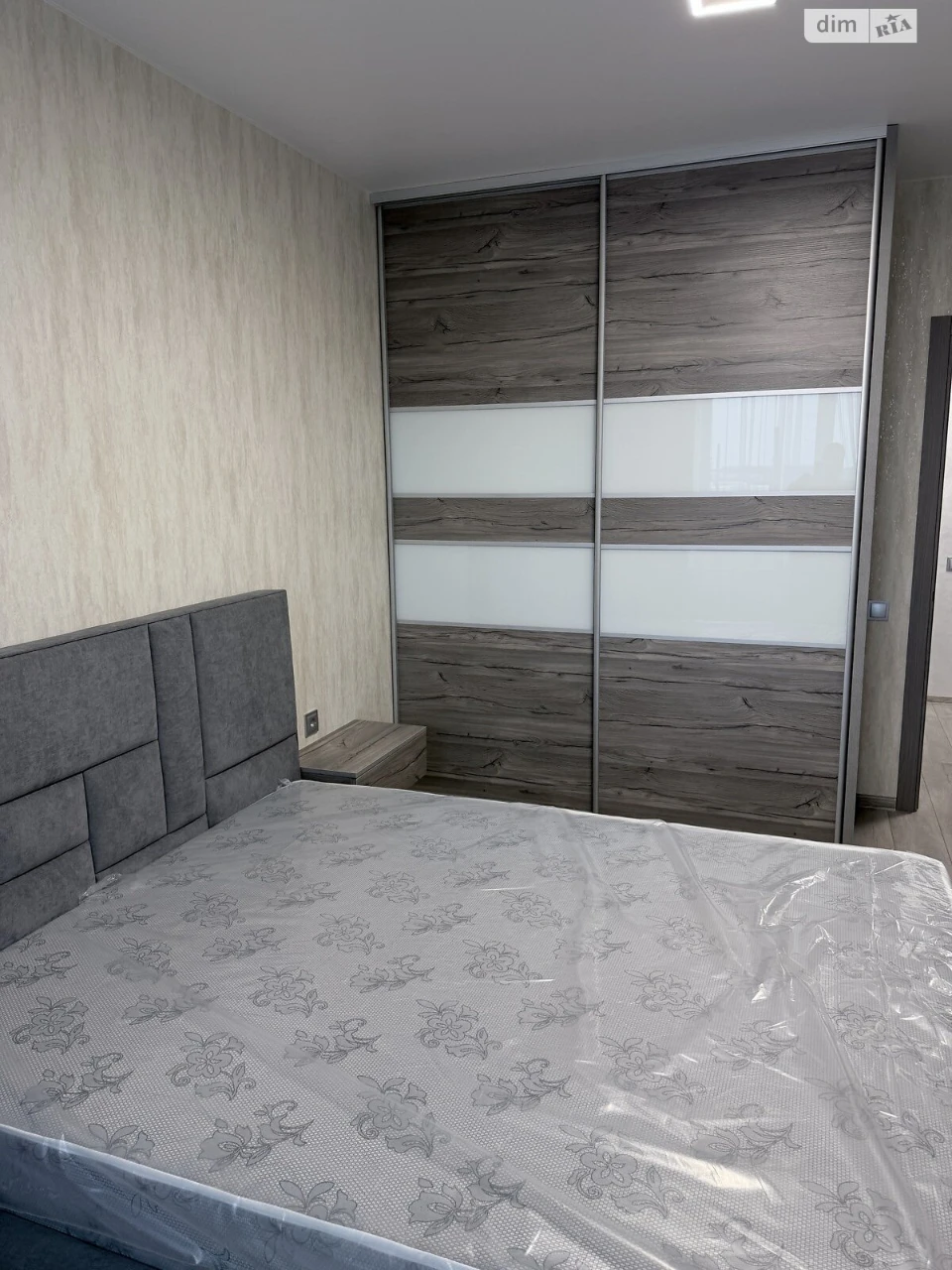 Продаж Квартира Авторинок