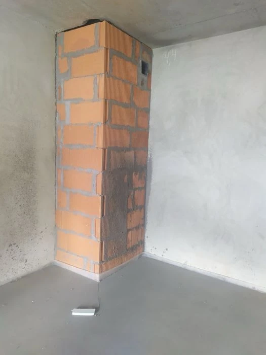 Продається 1 кім квартира вул .Очеретяна