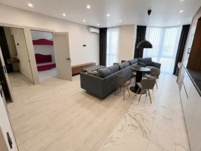 Продам 3-к квартиру с ремонтом в ЖК Янтарный