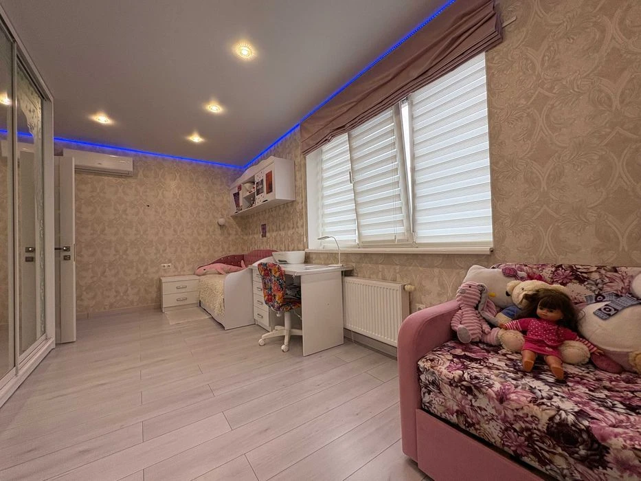 БЕЗ% Продам 3-к квартиру ЖК Вишиванка, вул. Пріорська 16 які