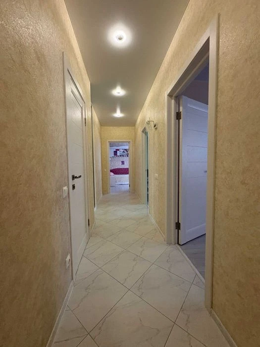 БЕЗ% Продам 3-к квартиру ЖК Вишиванка, вул. Пріорська 16 які