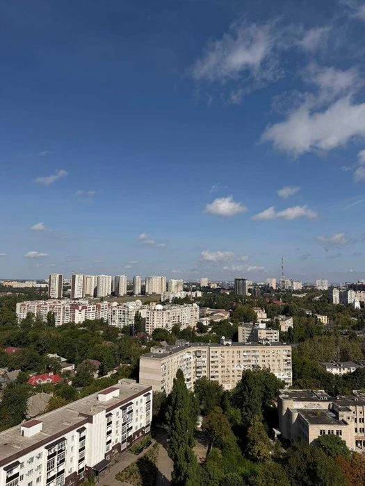 СРОЧНО! 1000 дол/м . Дом сдан. 4комн квартира в ЖК Модерн на