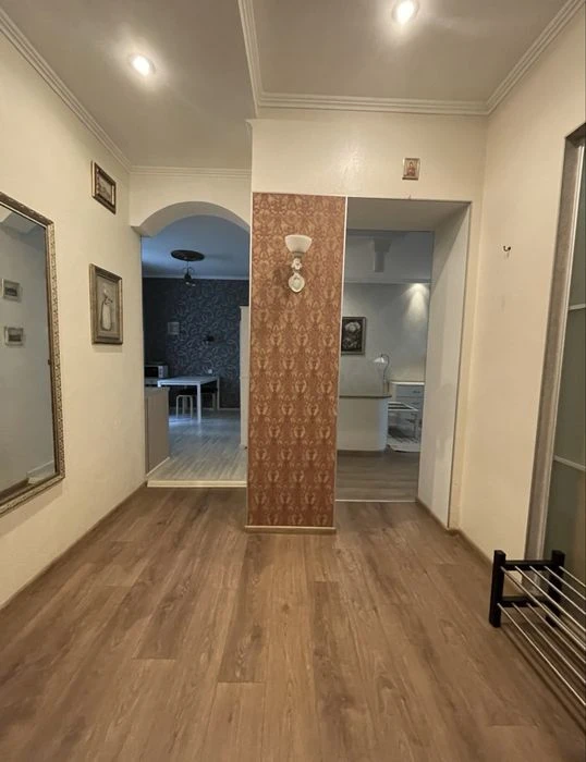 Продається 2-кімнатна квартира Центр, вул. Перша Ливарна (Кр