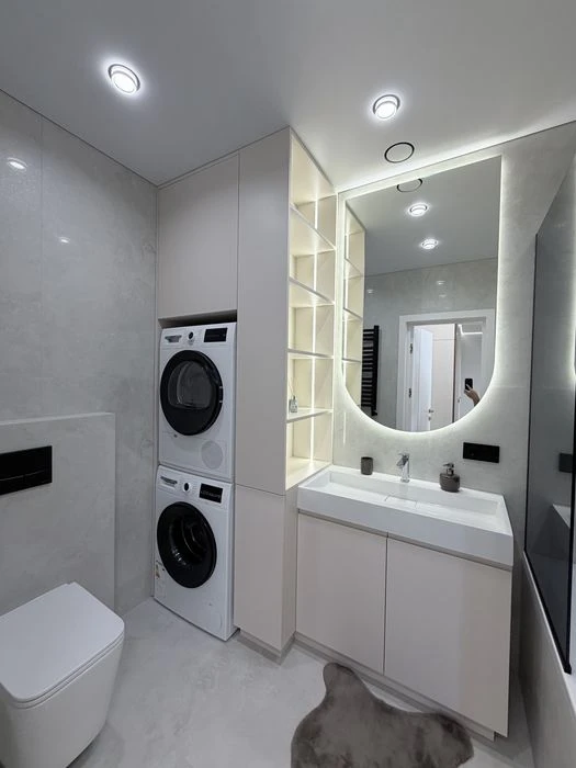 Продаж квартири  3 спальні + велика кухня-вітальня ,Квартира