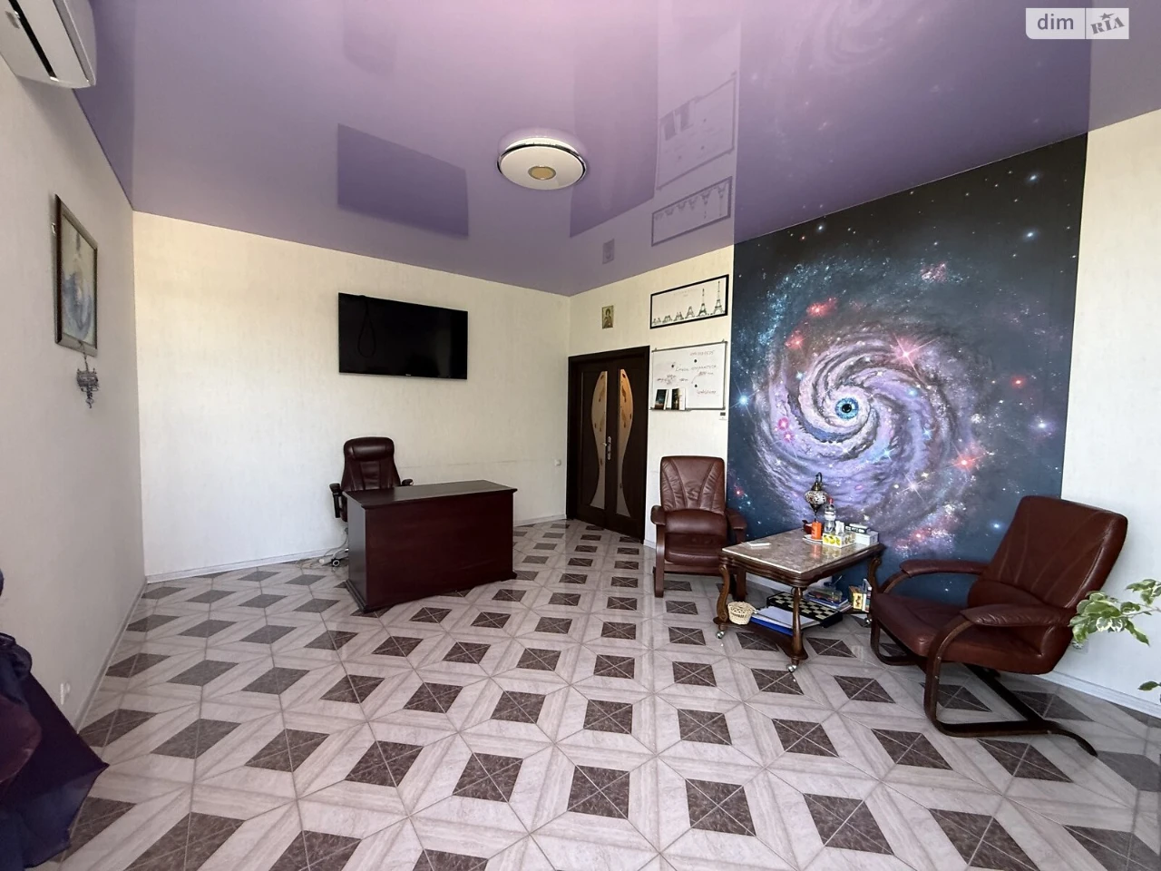 For Sale Apartment Center