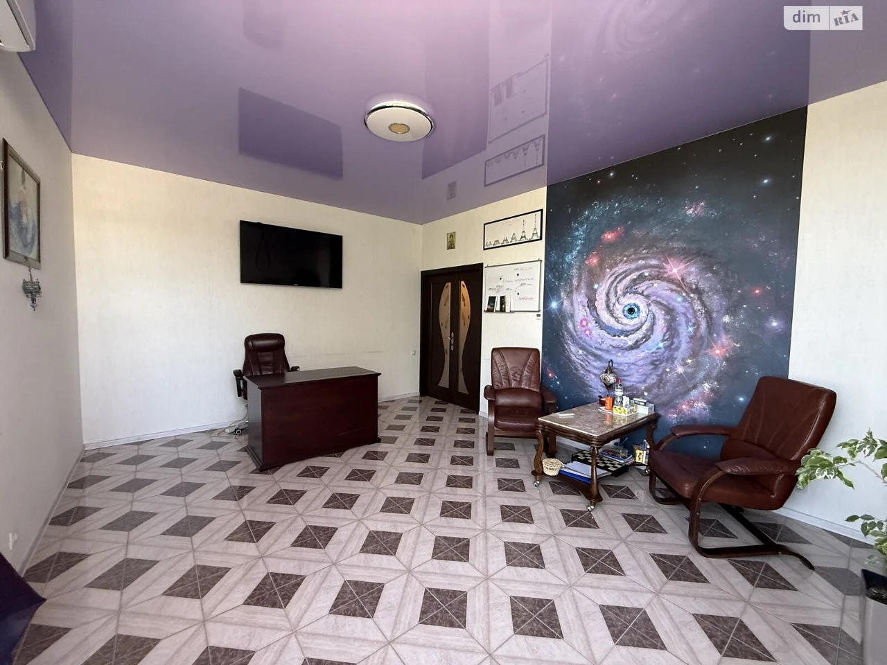 For Sale Apartment Center