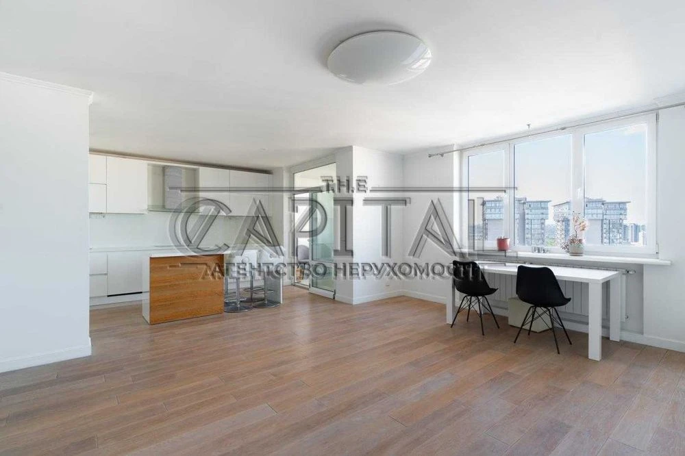 Продаж 4 кімнатної квартири ЖК Корона 140 кв.м.