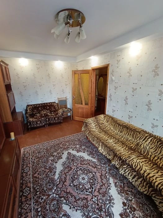 ТЕРМІНОВО. Продам 2 кімн квартиру в центрі міста Житомира.
