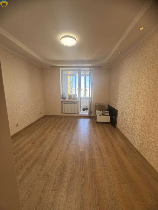 Продам 3 комнатную квартиру с ремонтом в новом сданном доме