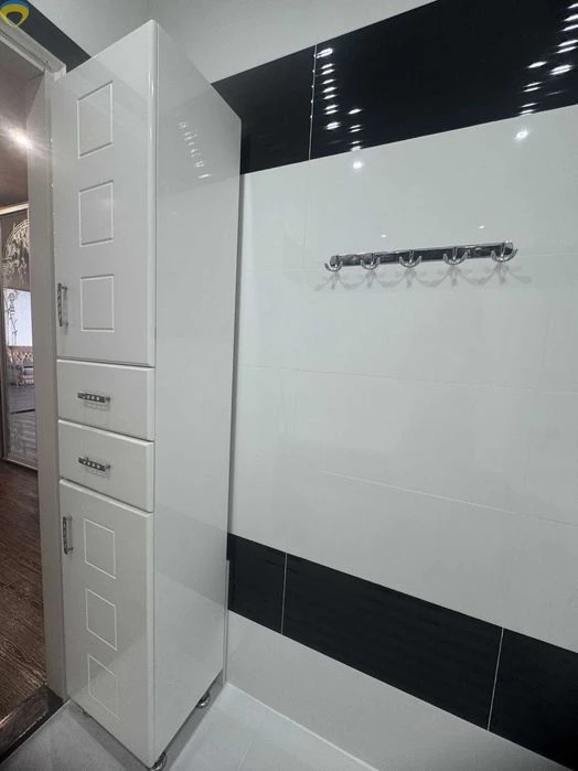 Продам 3 комнатную квартиру с ремонтом в новом сданном доме
