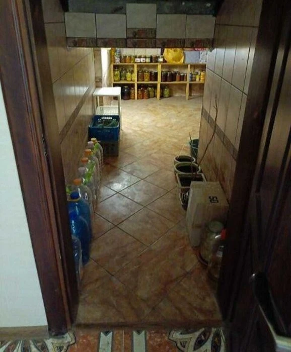 Продається 2 поверховий будинок з дизайнерським ремонтом і з