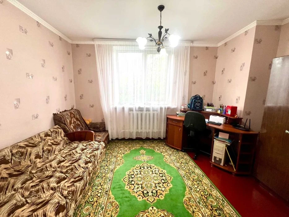 Продається будинок на Старому місті