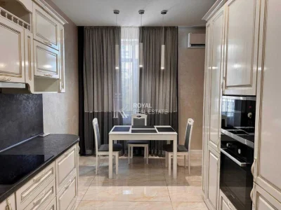 Продаж сучасна 3-кімнатна квартира 120 м2 ЖК Парк-холл Горьк