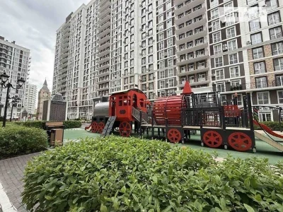 Sale of 2-room apartment 76.1 sq. m. on Mykhaylo Maksymovycha st. 24
