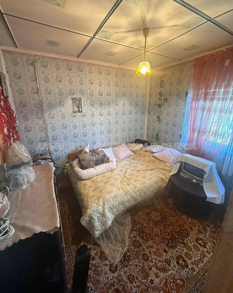 вул.Апрельская, Дарницький район, орієнтир Осокорки